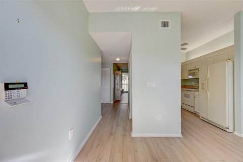 Condominio en venta en Tamarac, Florida, 2 dormitorios, 102.29 m2 № 914267 - foto 18