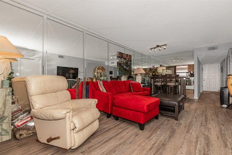 Condominio en venta en Tamarac, Florida, 2 dormitorios, 108.7 m2 № 914268 - foto 27