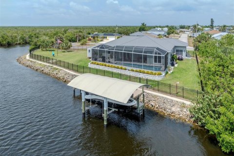 Villa ou maison à vendre à Port Charlotte, Floride: 3 chambres, 188.68 m2 № 1201929 - photo 9