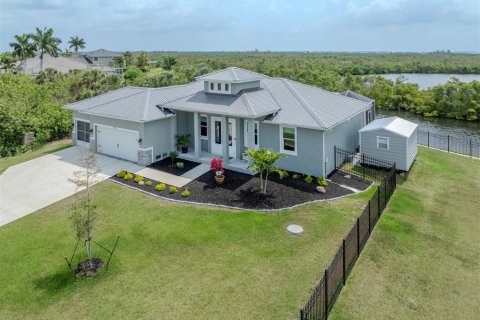 Villa ou maison à vendre à Port Charlotte, Floride: 3 chambres, 188.68 m2 № 1201929 - photo 5