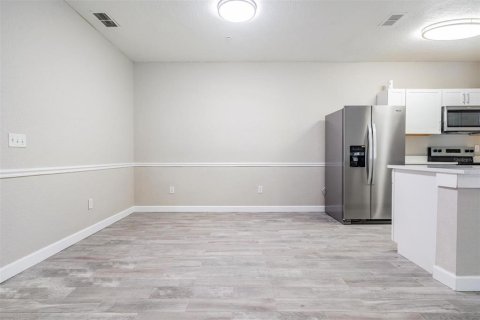 Condo in Tampa, Florida, 1 bedroom  № 1379707 - photo 14