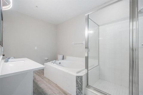 Copropriété à vendre à Tampa, Floride: 1 chambre, 101.45 m2 № 1379707 - photo 19