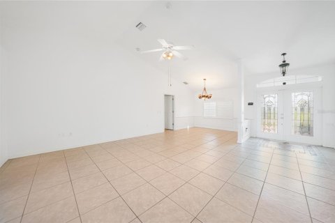 Villa ou maison à vendre à Punta Gorda, Floride: 3 chambres, 183.76 m2 № 1303296 - photo 4