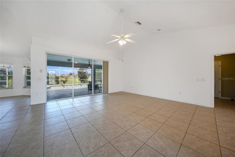 Villa ou maison à vendre à Punta Gorda, Floride: 3 chambres, 183.76 m2 № 1303296 - photo 6