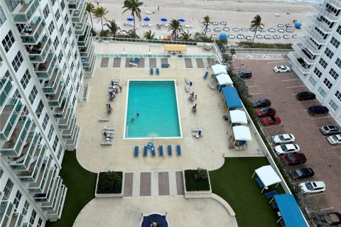 Condominio en venta en Fort Lauderdale, Florida, 2 dormitorios, 169.18 m2 № 1077656 - foto 4