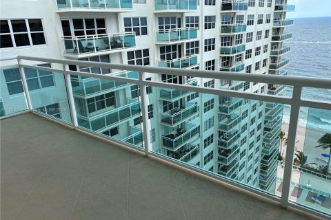 Copropriété à vendre à Fort Lauderdale, Floride: 2 chambres, 169.18 m2 № 1077656 - photo 5