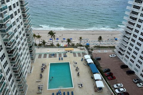 Condo in Fort Lauderdale, Florida, 2 bedrooms  № 1077656 - photo 7