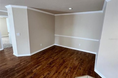 Condominio en venta en Lutz, Florida, 3 dormitorios, 120.49 m2 № 1114800 - foto 5