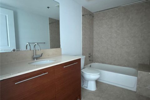 Condo in Sunrise, Florida, 3 bedrooms  № 1310794 - photo 23