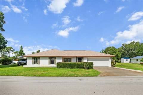 House in Sebring, Florida 3 bedrooms, 124.02 sq.m. № 1343354 - photo 2