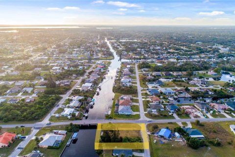 Terreno en venta en Port Charlotte, Florida № 1217820 - foto 7