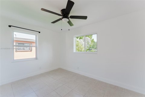 Casa en venta en Hollywood, Florida, 3 dormitorios, 80.55 m2 № 1352211 - foto 18