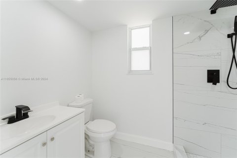 Casa en venta en Hollywood, Florida, 3 dormitorios, 80.55 m2 № 1352211 - foto 16