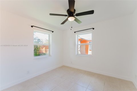 Casa en venta en Hollywood, Florida, 3 dormitorios, 80.55 m2 № 1352211 - foto 21