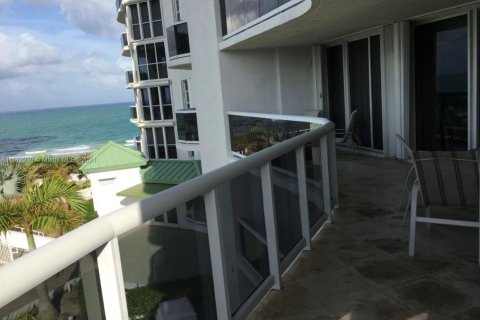 Copropriété à louer à Sunny Isles Beach, Floride: 2 chambres, 169.08 m2 № 1147096 - photo 2