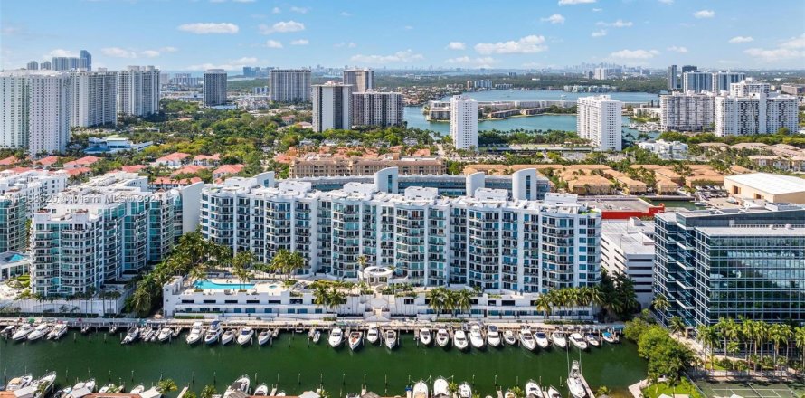 Condo in Aventura, Florida, 1 bedroom  № 1207173