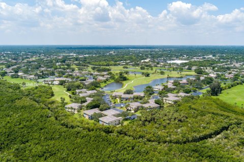 Condo in Vero Beach, Florida, 2 bedrooms  № 1207328 - photo 13