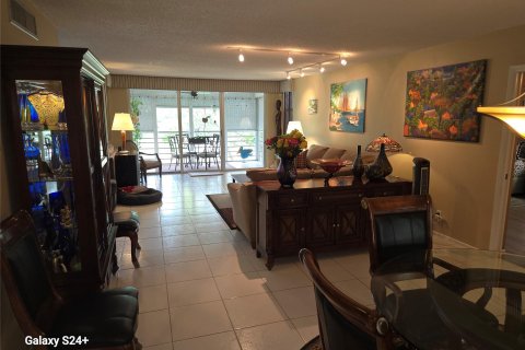 Condominio en venta en Pompano Beach, Florida, 3 dormitorios, 150.5 m2 № 1207327 - foto 18
