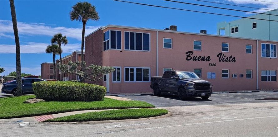 Condo in Cocoa Beach, Florida, 1 bedroom  № 1347049