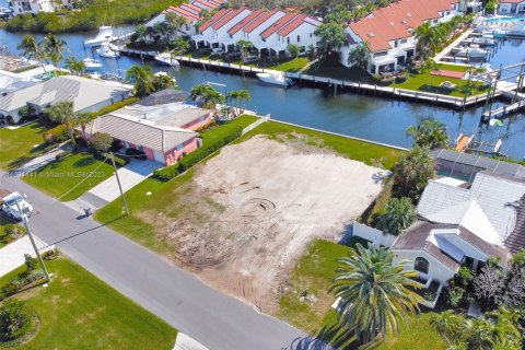Casa en venta en Palm Beach Gardens, Florida, 138.52 m2 № 272155 - foto 1