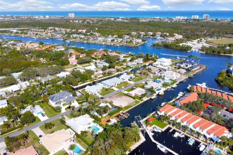 Casa en venta en Palm Beach Gardens, Florida, 138.52 m2 № 272155 - foto 14