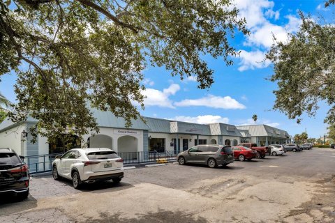 Immobilier commercial à vendre à Vero Beach, Floride № 754044 - photo 6