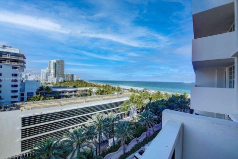 Copropriété à vendre à Miami Beach, Floride: 1 chambre, 81.75 m2 № 1395931 - photo 3