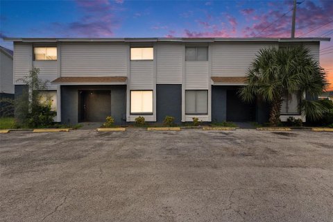 Touwnhouse à vendre à Tampa, Floride: 2 chambres, 86.96 m2 № 1403270 - photo 2