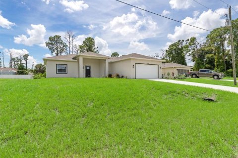 House in North Port, Florida 3 bedrooms, 157.28 sq.m. № 1374620 - photo 4