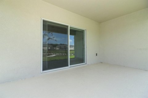 House in Edgewater, Florida 4 bedrooms, 195.65 sq.m. № 1268280 - photo 28