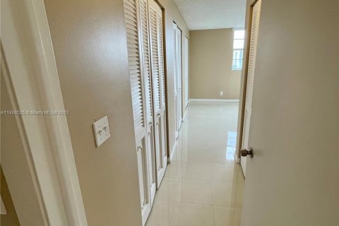 Condominio en venta en Dania Beach, Florida, 2 dormitorios, 110.55 m2 № 849237 - foto 8