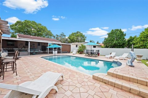 Casa en venta en Miami Springs, Florida, 2 dormitorios, 90.95 m2 № 1316702 - foto 20