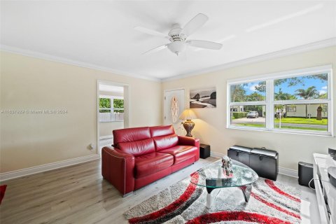 Villa ou maison à vendre à Miami Springs, Floride: 2 chambres, 90.95 m2 № 1316702 - photo 7