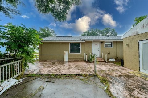 Propiedad comercial en venta en Orange City, Florida, 120.77 m2 № 1349149 - foto 24