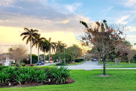 Copropriété à vendre à Coconut Creek, Floride: 2 chambres, 113.81 m2 № 1011253 - photo 25