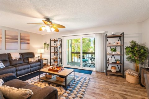 Copropriété à vendre à Tampa, Floride: 2 chambres, 117.06 m2 № 1404063 - photo 5