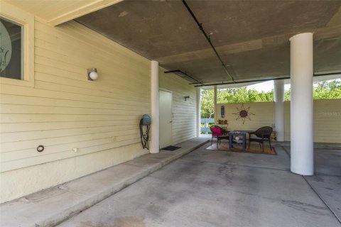 Touwnhouse à vendre à Tarpon Springs, Floride: 2 chambres, 108.7 m2 № 1342139 - photo 23