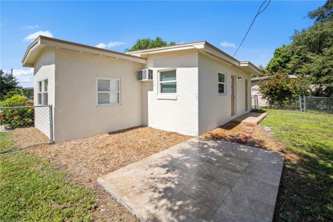 Casa en venta en Port Charlotte, Florida, 1 dormitorio, 48.77 m2 № 1342104 - foto 18