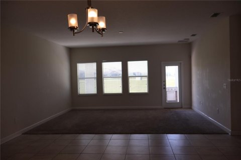 House in Kissimmee, Florida 5 bedrooms, 358.88 sq.m. № 1362106 - photo 16