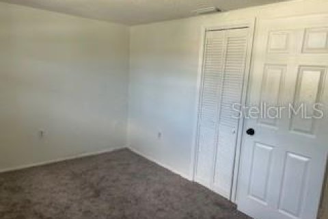 House in Port Richey, Florida 2 bedrooms, 84.73 sq.m. № 1362064 - photo 13