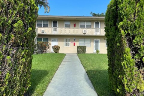 Copropriété à vendre à West Palm Beach, Floride: 2 chambres, 76.09 m2 № 1328947 - photo 1