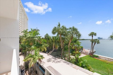 Condo in Sunny Isles Beach, Florida, 1 bedroom  № 1329172 - photo 4