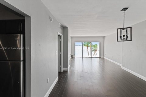 Condo in Sunny Isles Beach, Florida, 1 bedroom  № 1329172 - photo 6