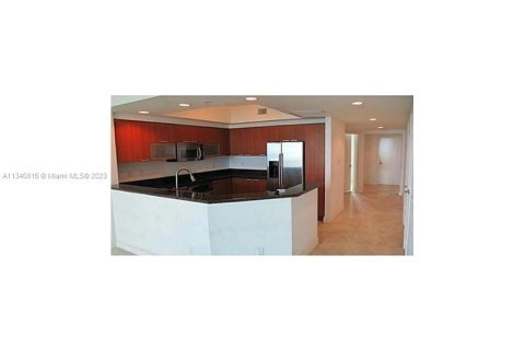 Condominio en venta en North Miami Beach, Florida, 3 dormitorios, 167.32 m2 № 314774 - foto 7