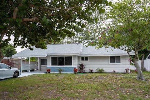 House in Sarasota, Florida 2 bedrooms, 104.05 sq.m. № 1389006 - photo 1