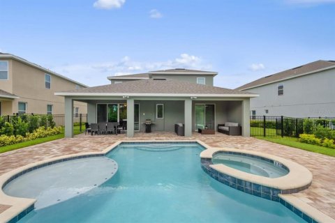 Villa ou maison à vendre à Kissimmee, Floride: 8 chambres, 378.76 m2 № 1343626 - photo 3