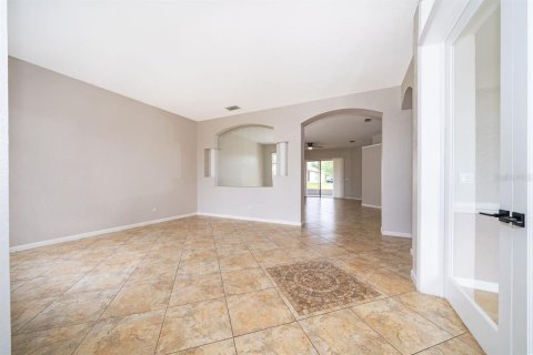 House in Kissimmee, Florida 4 bedrooms, 212.47 sq.m. № 1139608 - photo 5