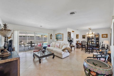Casa en venta en Deerfield Beach, Florida, 2 dormitorios, 175.12 m2 № 1121443 - foto 24