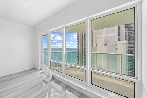 Copropriété à vendre à Fort Lauderdale, Floride: 1 chambre, 117.52 m2 № 1121399 - photo 22