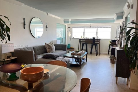 Condominio en venta en Miami Beach, Florida, 2 dormitorios, 87.33 m2 № 1315979 - foto 17